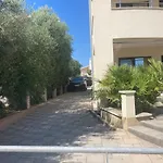Elena Apartamento