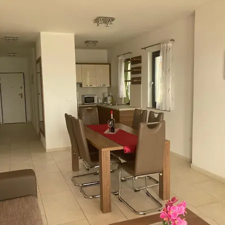 Apartment Elena *