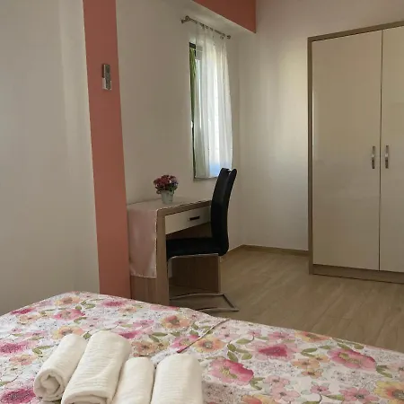 Elena * Privlaka (Zadar)