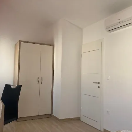 Elena Apartment *