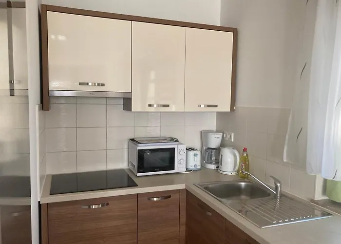 Elena * Privlaka (Zadar)