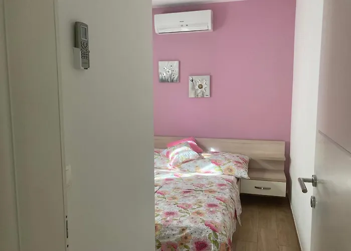 Elena Apartamento