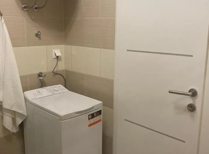 Elena Привлака