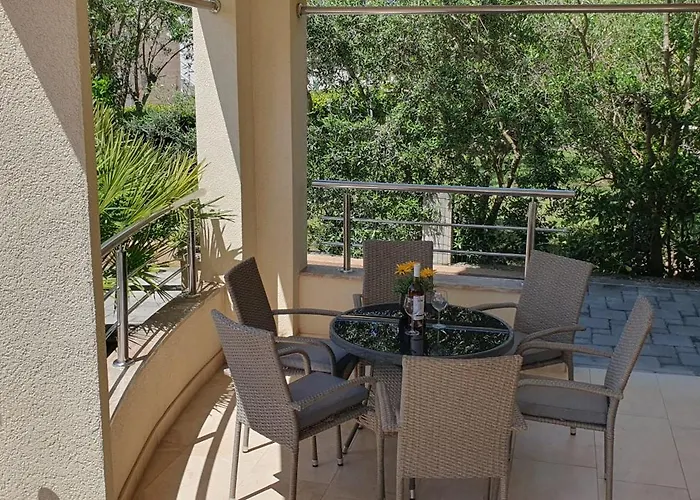 Апартаменты Elena